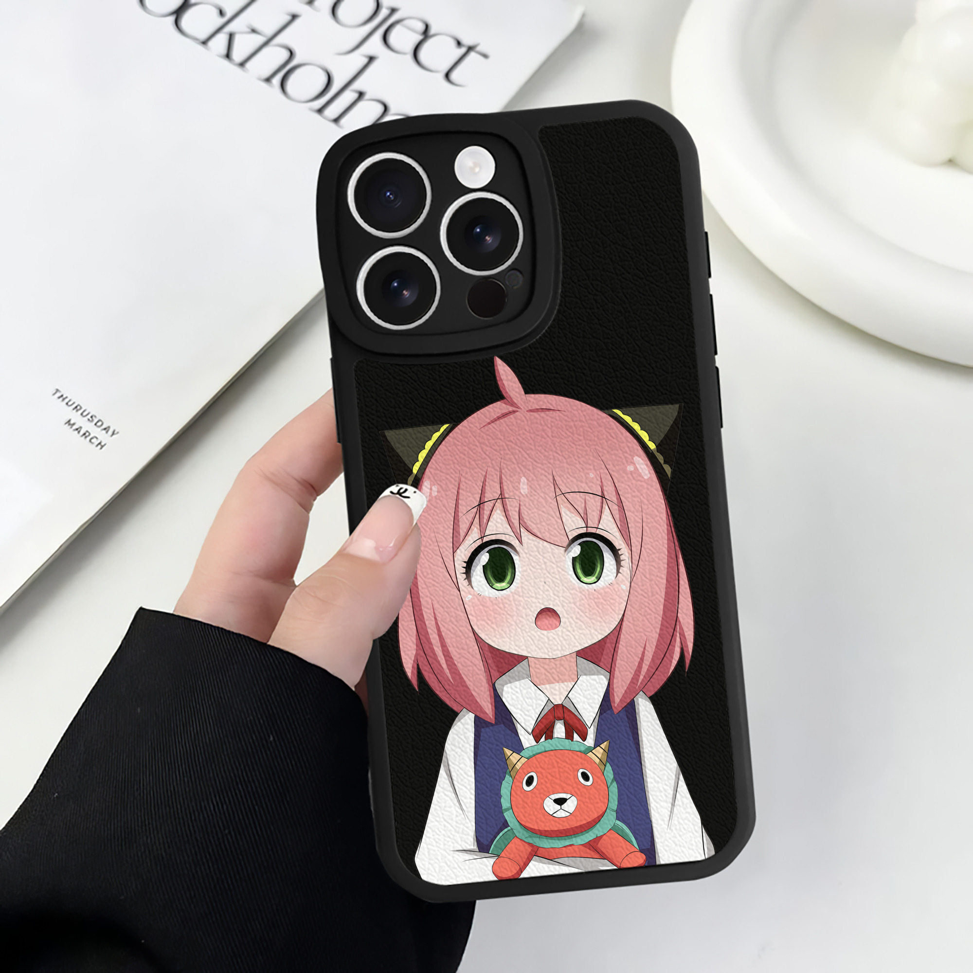 （画像用） SPY×FAMILY间谍家家酒 【iPhone 16シリーズ対応】シリコンスマホケース（レザー調） 材質：シリコン